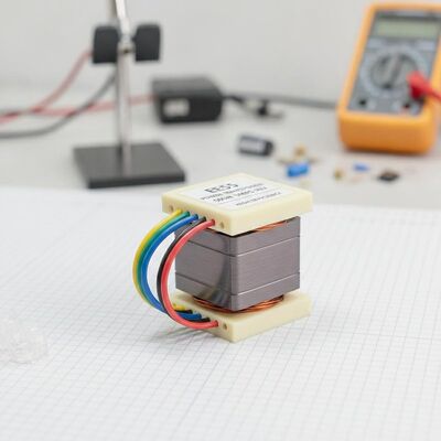 Buy High Efficiency 500W EE55 Ferrite Core High Frequency Power Transformer for SMPS and Inverters online manufacture